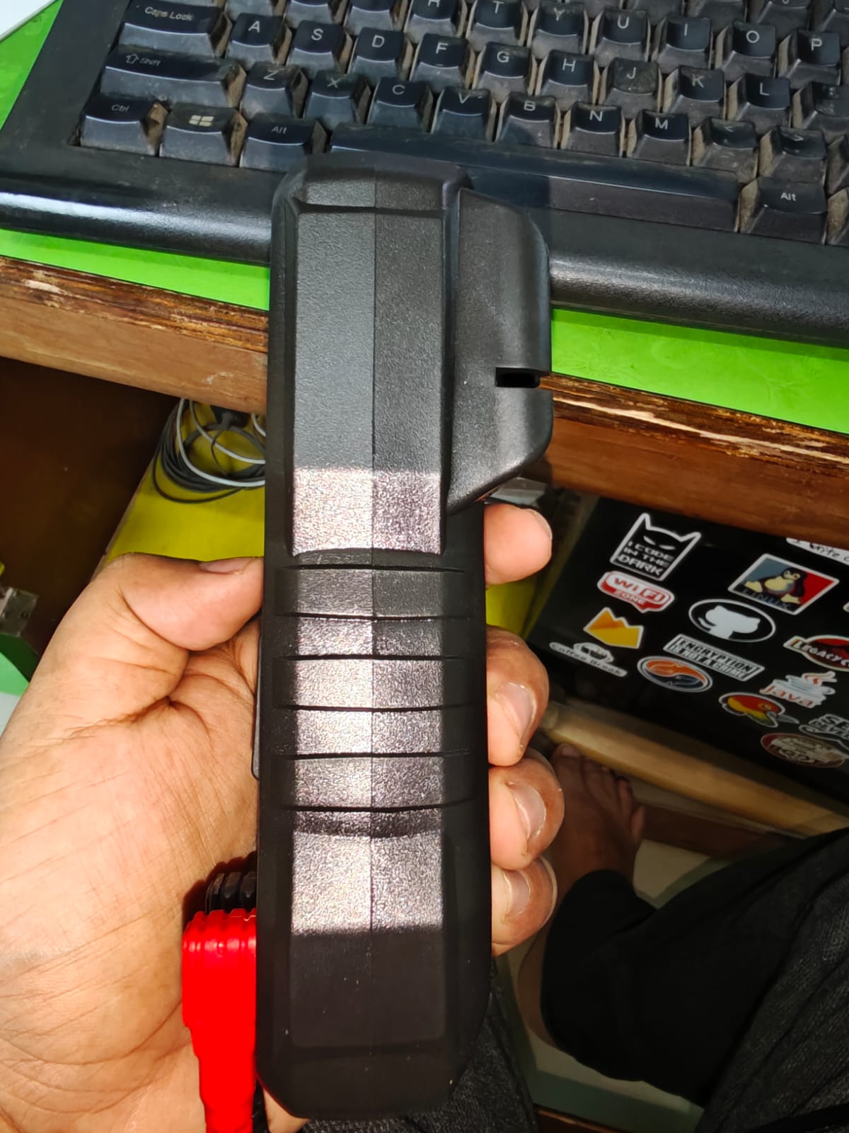 TH-M98 back — battery compartment
